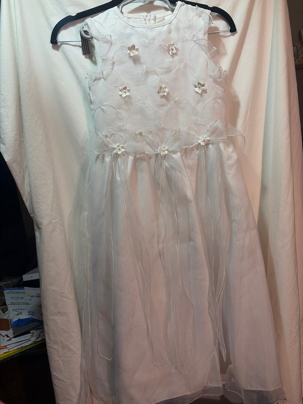 Girls Size 8 White Flower Girl Dress